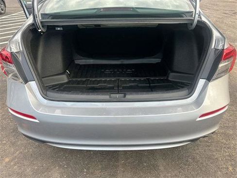 Used 2024 Honda Civic Sport image 31