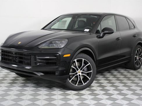 New 2026 Porsche Cayenne image 1