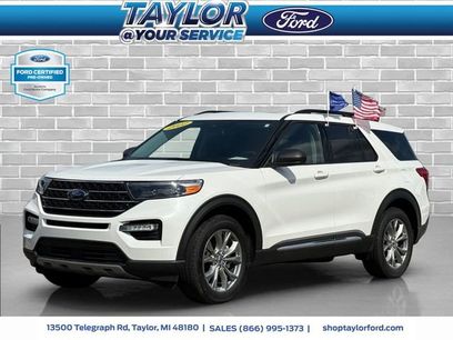 Certified 2022 Ford Explorer XLT w/ Equipment Group 202A