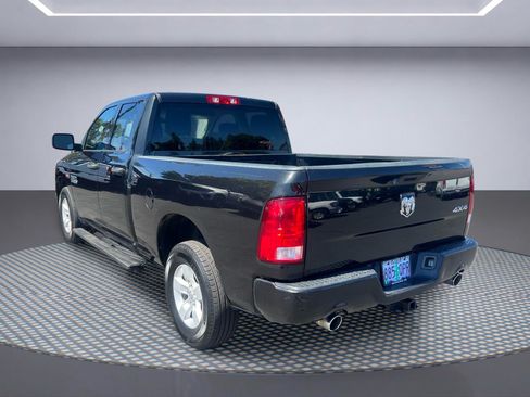 Used 2017 RAM 1500 Express AWD/4WD image 4