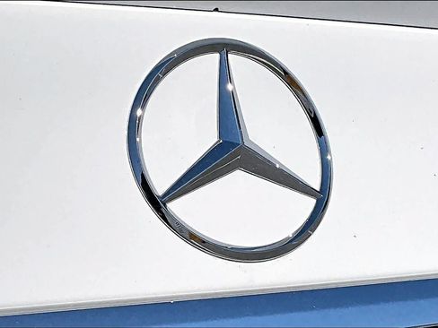 Used 2025 Mercedes-Benz E 350 4MATIC Sedan image 31