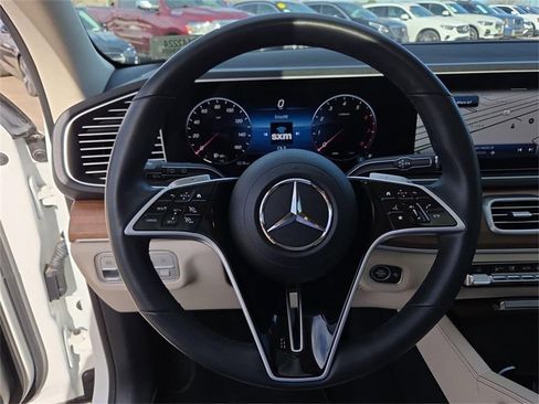 Used 2024 Mercedes-Benz GLE 450 4MATIC image 21