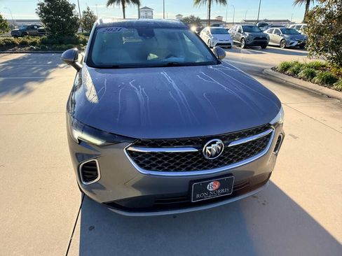 Used 2021 Buick Envision Avenir w/ Technology Package II image 16