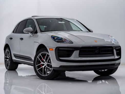 New 2026 Porsche Macan S image 8