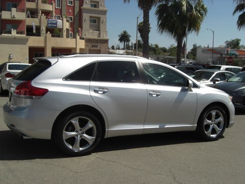 Used 2009 Toyota Venza AWD image 7