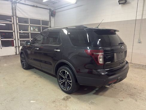 Used 2014 Ford Explorer Sport w/ Equipment Group 401A image 4