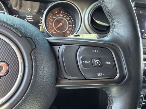 Used 2020 Jeep Wrangler Unlimited Sport image 33