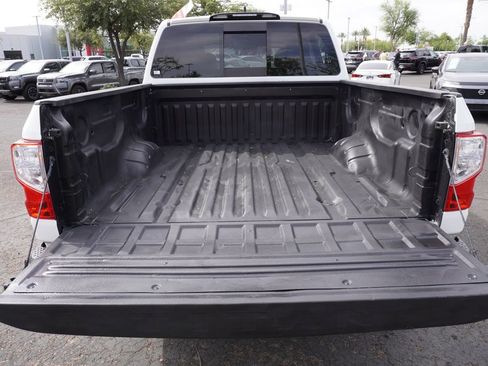Certified 2022 Nissan Titan SV w/ Accessory Utility Package RWD image 9