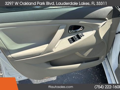 Used 2009 Toyota Camry Hybrid image 21