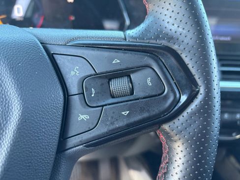 Used 2024 Chevrolet Trax RS w/ Driver Confidence Package image 13