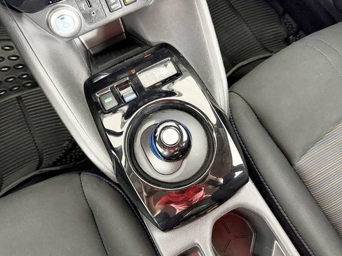 Used 2019 Nissan Leaf SV w/ SV Technology Package FWD image 57