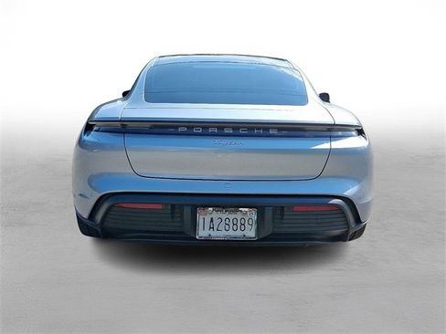 Used 2023 Porsche Taycan image 5