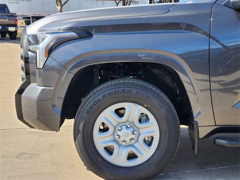 New 2026 Toyota Tundra SR image 5