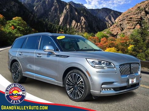 Used 2022 Lincoln Aviator Black Label w/ Dynamic Handling Package AWD/4WD image 1