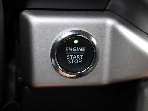 Used 2022 Ford Expedition XLT RWD image 41
