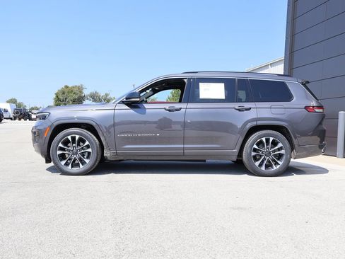 Used 2023 Jeep Grand Cherokee L Overland AWD/4WD image 2