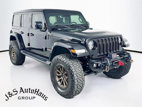 Used 2020 Jeep Wrangler Unlimited Sahara image 1