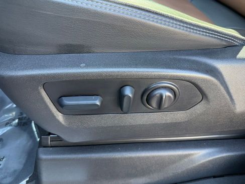 Used 2022 Chevrolet Silverado 2500 High Country w/ Z71 Off-Road Package image 14