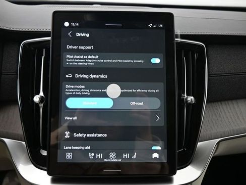 New 2026 Volvo XC90 B6 Ultra w/ Protection Package image 15