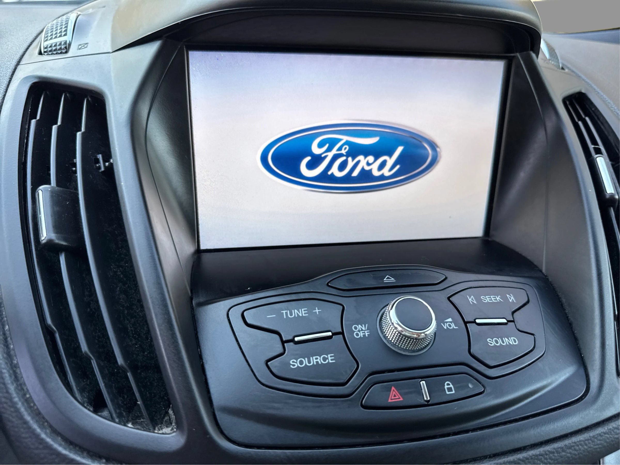 Used 2014 Ford Escape SE w/ Equipment Group 201A FWD image 15