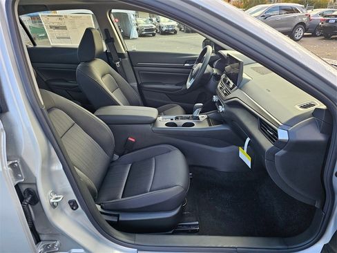 New 2025 Nissan Altima 2.5 SV w/ SV Special Edition Package image 28