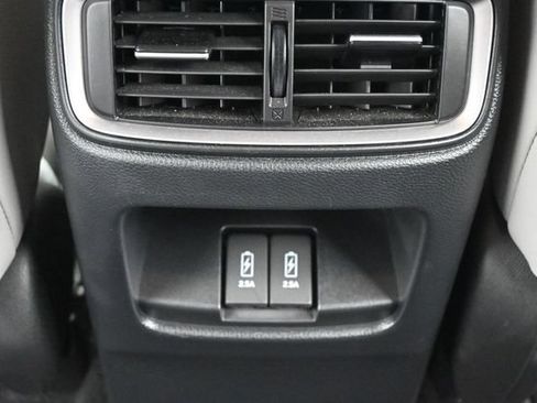 Used 2020 Honda CR-V Touring image 30