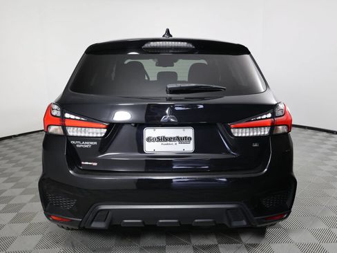 Used 2021 Mitsubishi Outlander Sport SE FWD image 3