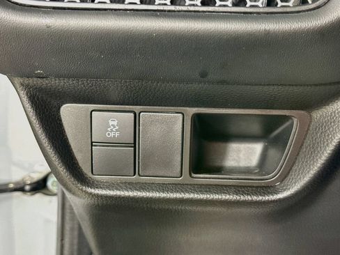 Used 2025 Honda HR-V Sport image 10