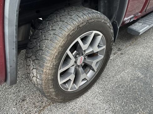 Used 2017 GMC Sierra 1500 SLT w/ All Terrain Package image 42