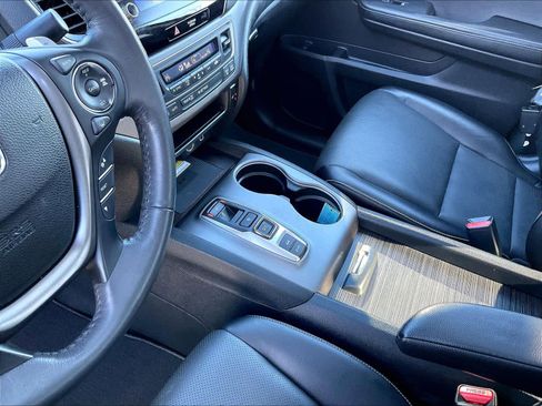 Used 2023 Honda Ridgeline RTL-E image 20