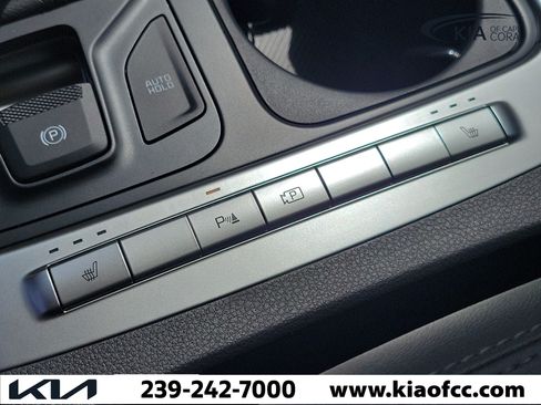 New 2026 Kia Carnival FWD image 29
