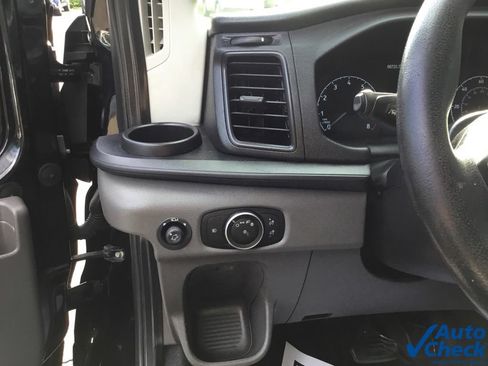 Used 2020 Ford Transit 250 Medium Roof AWD w/ Load Area Protection Package image 24