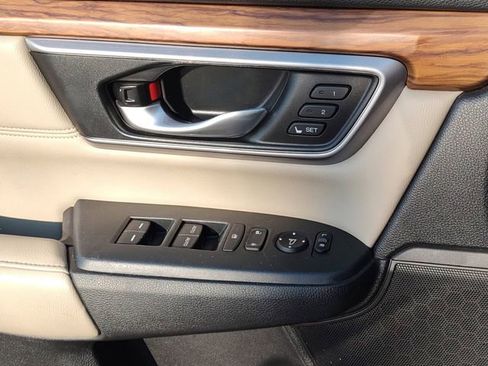 Used 2017 Honda CR-V Touring image 24
