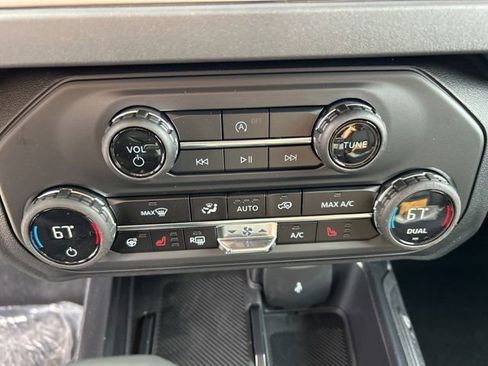 New 2026 Ford Bronco Outer Banks AWD/4WD image 18