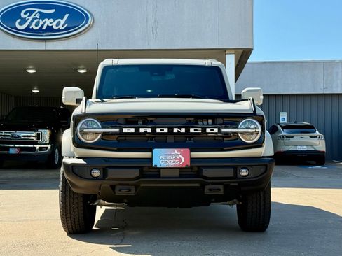 New 2025 Ford Bronco Outer Banks image 26