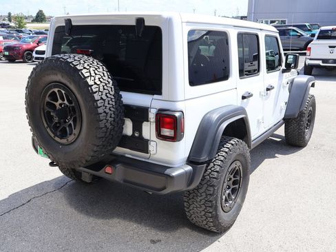 Used 2023 Jeep Wrangler Unlimited Sport AWD/4WD image 5