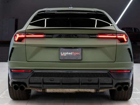 Used 2019 Lamborghini Urus AWD/4WD image 11