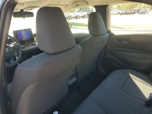 Certified 2025 Toyota Corolla LE image 12