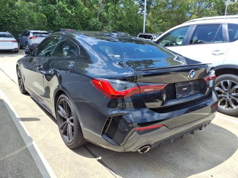 Used 2022 BMW 430i Coupe w/ M Sport Package RWD image 2