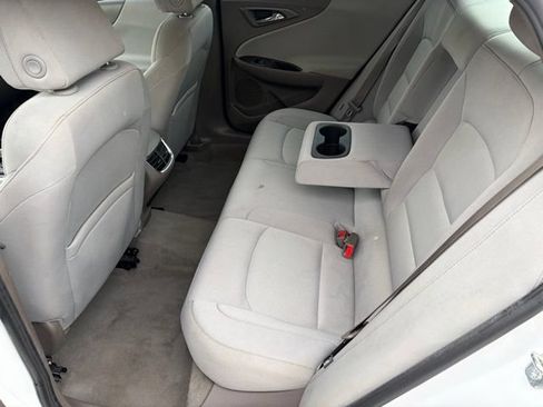 Used 2022 Chevrolet Malibu LT FWD image 24