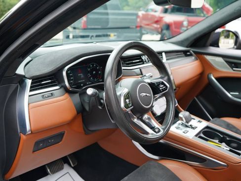 Used 2021 Jaguar F-PACE SVR AWD/4WD image 40