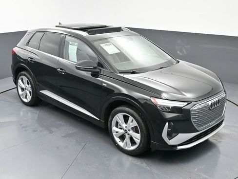 Used 2023 Audi Q4 e-tron Premium w/ Convenience Package image 42