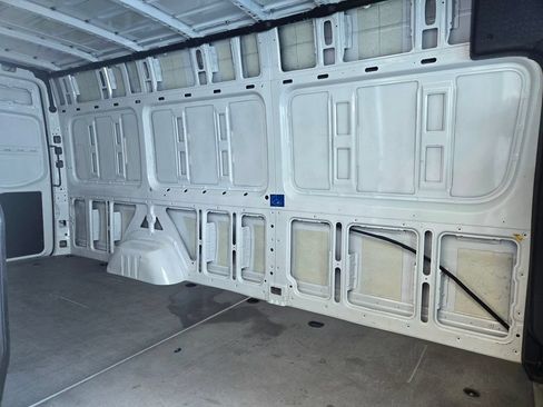 Used 2021 Mercedes-Benz Sprinter 2500 w/ Driver Convenience Package image 26