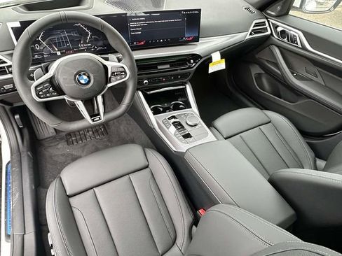 New 2026 BMW 430i xDrive w/ M Sport Package AWD/4WD image 10