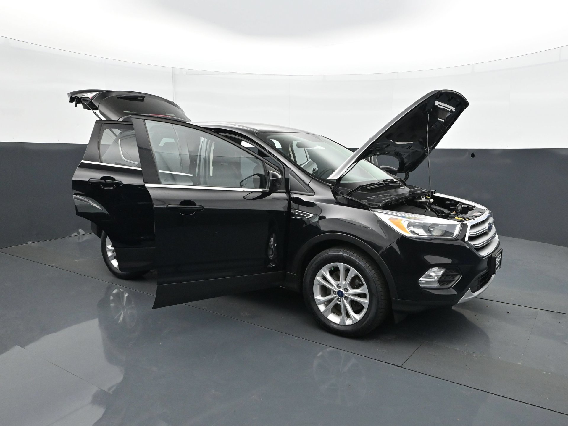 Used 2017 Ford Escape SE AWD/4WD image 35