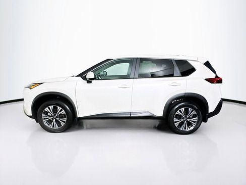 Used 2023 Nissan Rogue SV image 8