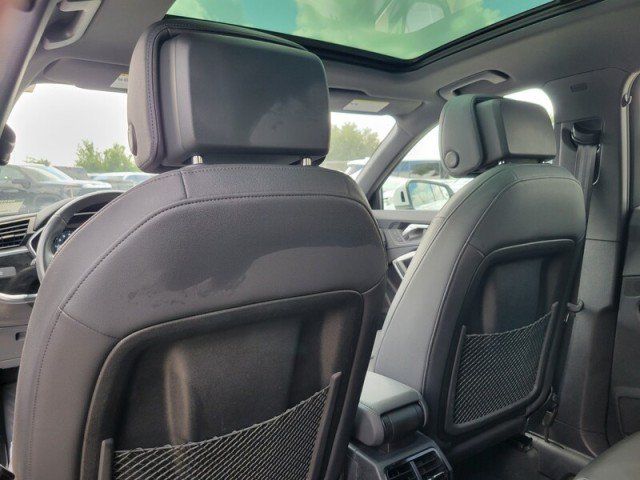 Used 2025 Audi Q3 2.0T Premium AWD/4WD image 25