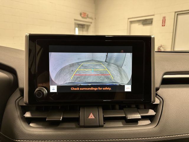 Used 2025 Toyota RAV4 XLE FWD image 22
