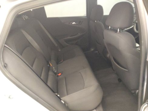 Used 2022 Chevrolet Malibu LS FWD image 19