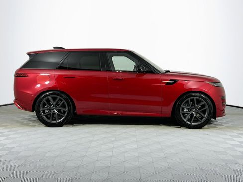 New 2025 Land Rover Range Rover Sport Dynamic SE image 4